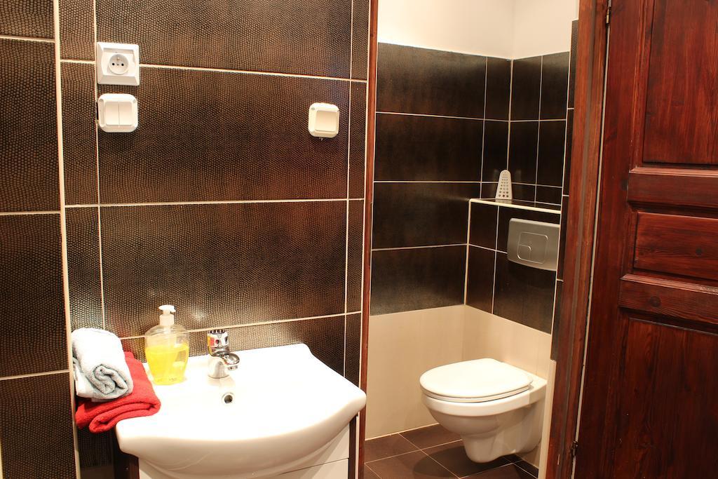 Pensjonat Agroturystyczny Pod Modrzewiem Bed and Breakfast Florczaki Exterior foto
